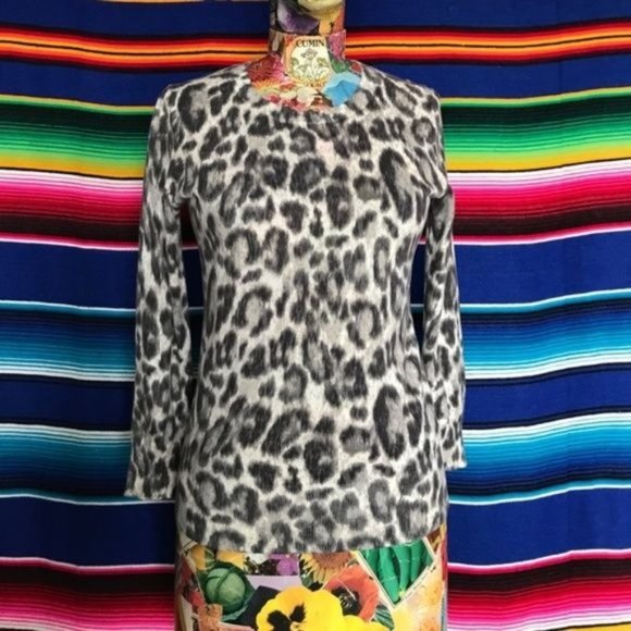 Banana Republic Cheetah Leopard Sweater Mad Men - Picture 1 of 6